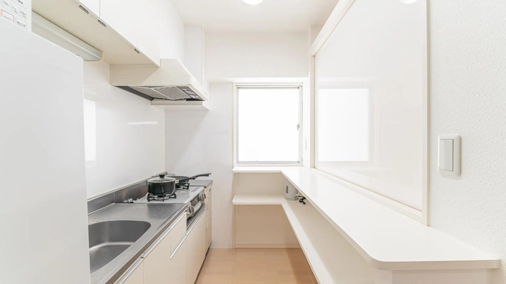 Apartment G72新宿最中心 两室一厅 新宿三丁目车站4分 2 Rooms Shinjuku Center 4 Mins To St Max 7P 直达新宿 涉谷 表参道 池袋 上野 代代木 银座 原宿 品川 Tokyo