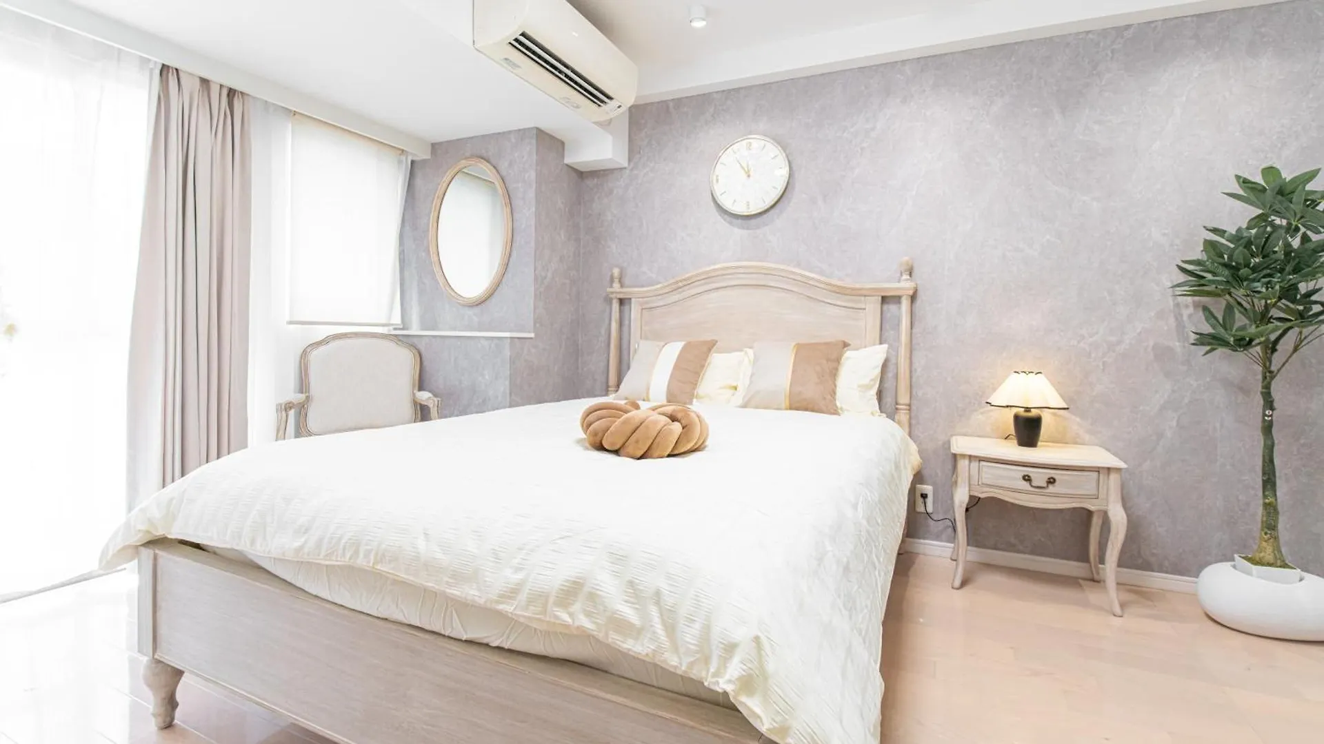 Apartment G72新宿最中心 两室一厅 新宿三丁目车站4分 2 Rooms Shinjuku Center 4 Mins To St Max 7P 直达新宿 涉谷 表参道 池袋 上野 代代木 银座 原宿 品川 Tokyo Japan